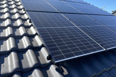 1_340-Watt-schwarzer-Rahmen-Ja-Solar-9