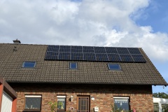 340-Watt-schwarzer-Rahmen-Ja-Solar